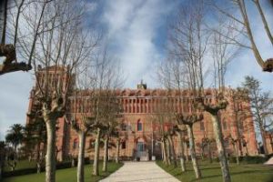 ANTIGUA UNIVERSIDAD PONTIFICIA