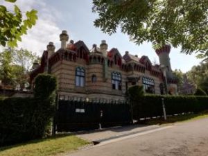 EL CAPRICHO DE GAUDÍ